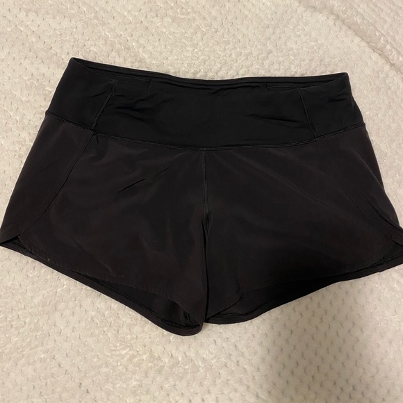 Lulu Lemon Speed Up shorts - Picture 2 of 5